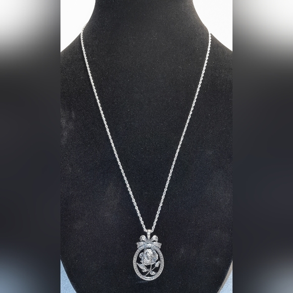 Avon Jewelry - Vintage Avon "I love you Mother" Rose